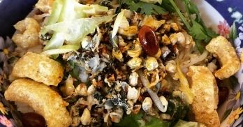 Top 10 Hue street foods you should try - [Updated in 2020]